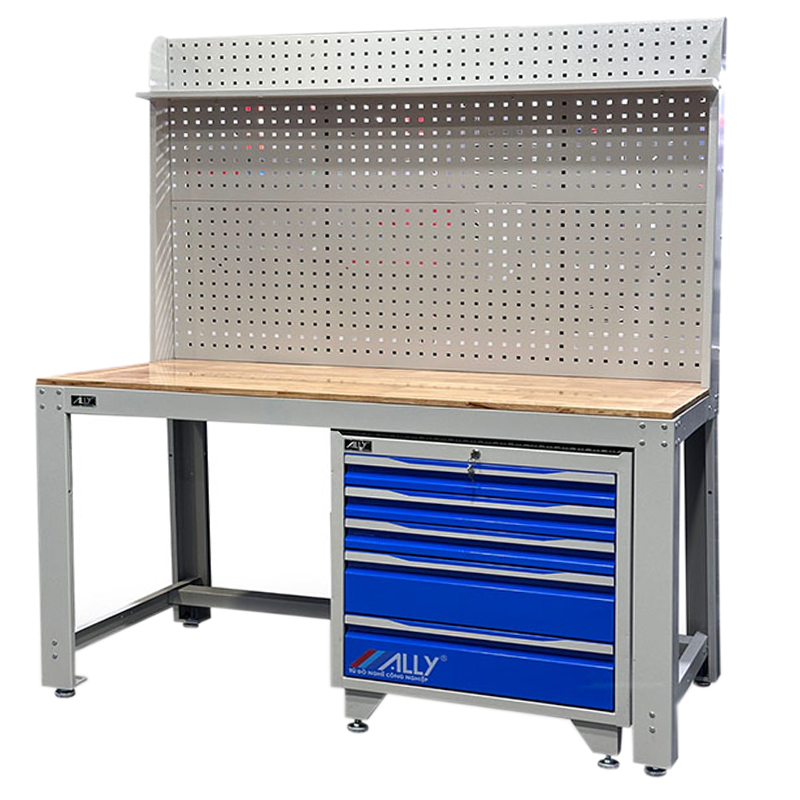 Bàn thao tác kỹ thuật QT-BN04