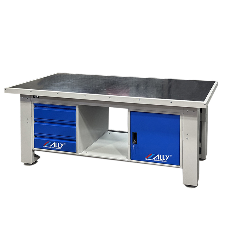 Bàn nguội có tủ khoá QT-BN2022